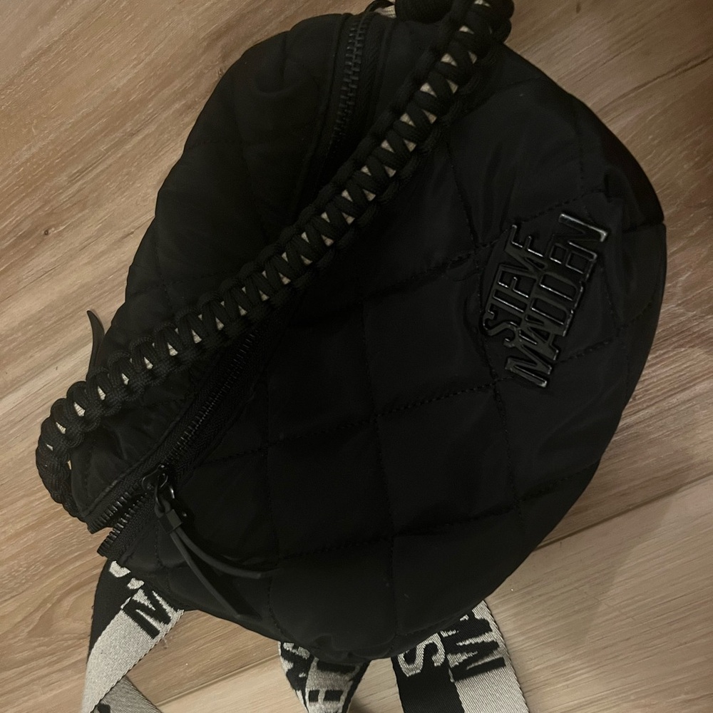 Steve Madden Charcoal Quilted Handbag